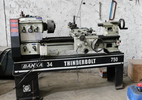 conventional-turning-lathe