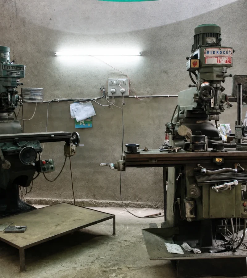 machine-shop-milling